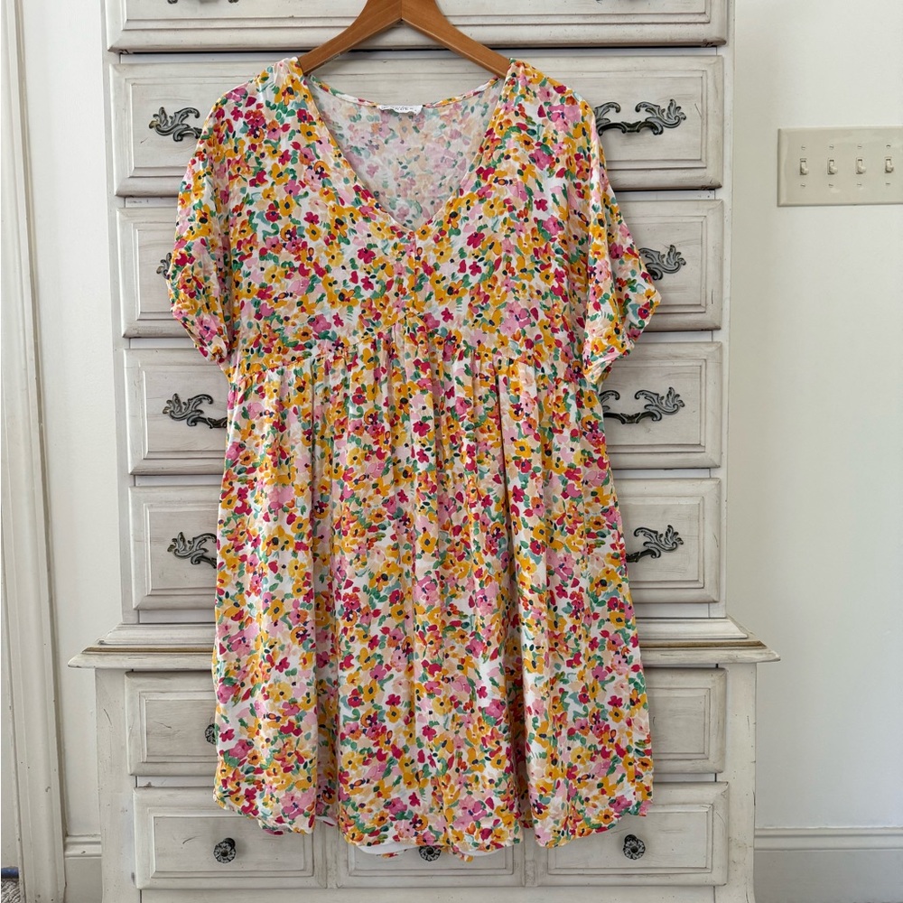 Vici Multicolor Floral Short Sleeve V-Neck Dress